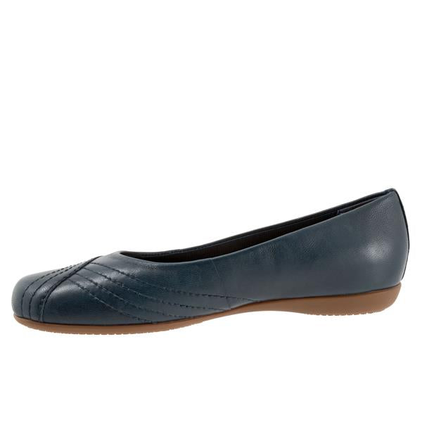 Sasha Pump Navy Slip-ons