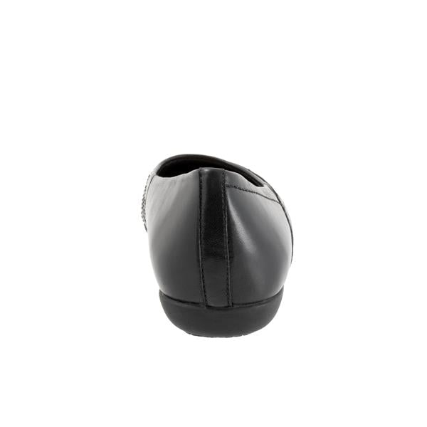 Sasha Pump Black Slip-ons